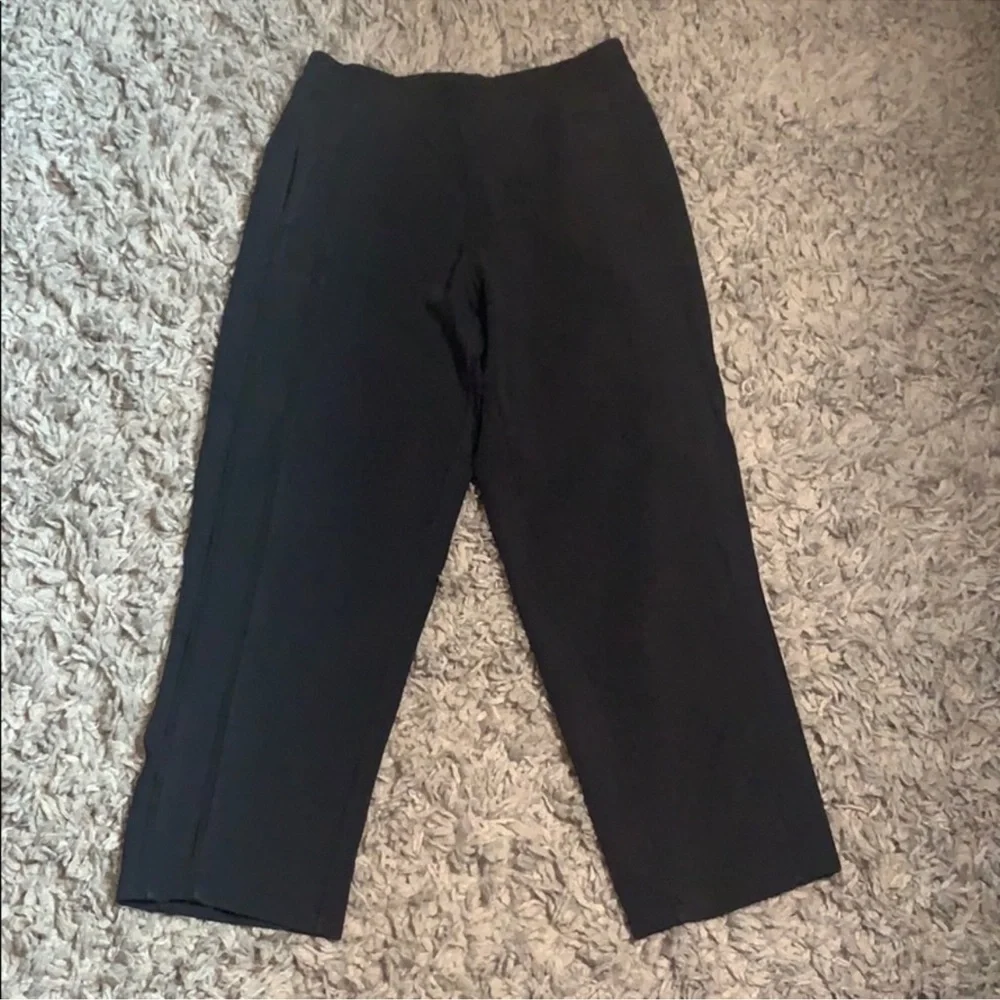 Lululemon Cropped Black Pants Light Strides Crop 23" Black - Picture 5 of 8